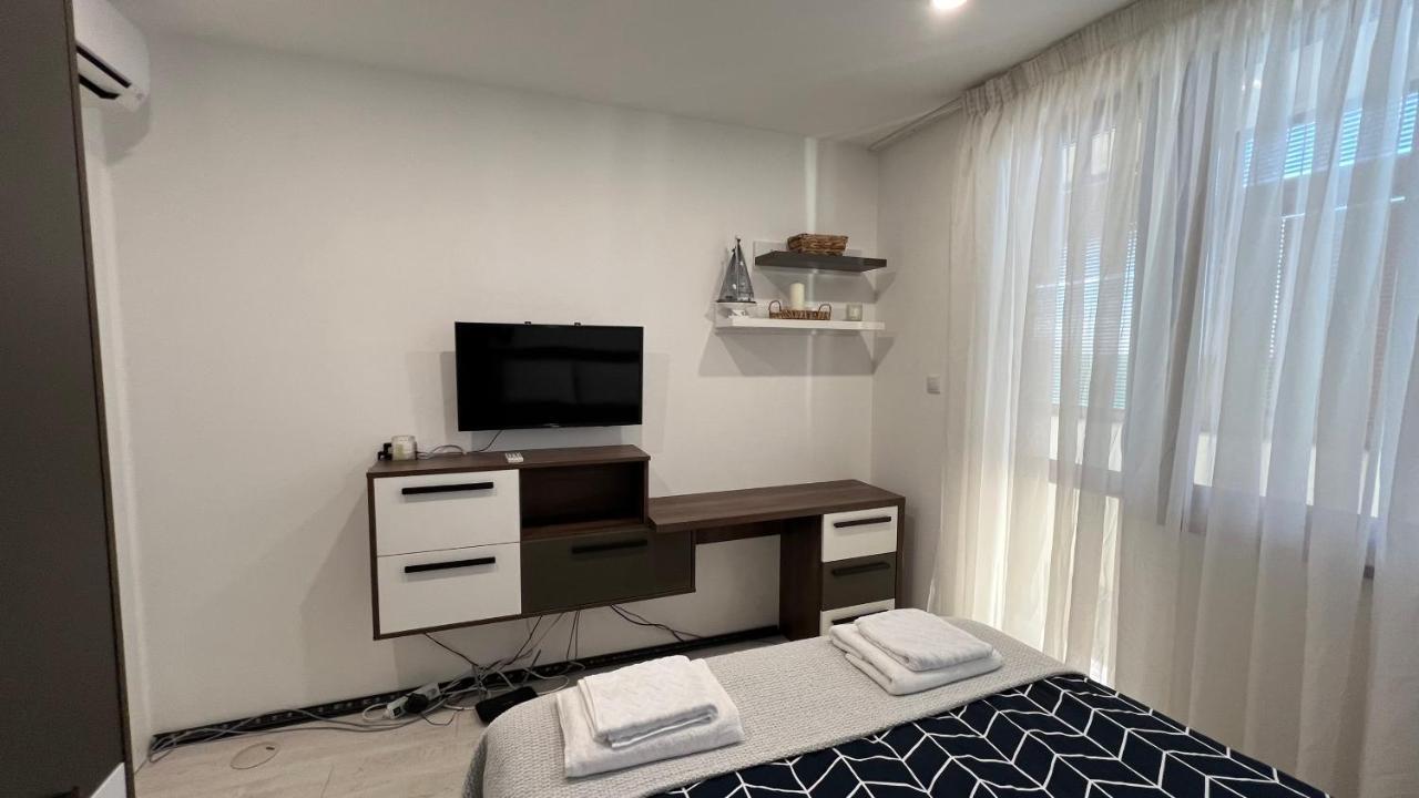 Ross Holiday Home Burgas City Eksteriør billede